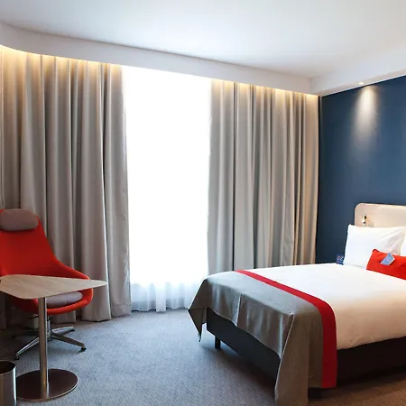 Express Frankfurt Airport - By Ihg 3* رونهيم