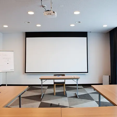 法兰克福机场智选假日酒店 - 酒店 劳恩海姆