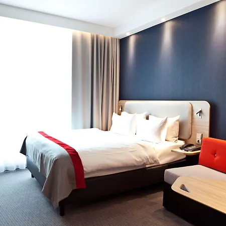Express Frankfurt Airport - By Ihg 3* رونهيم