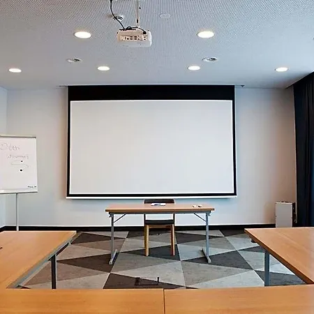 Express Frankfurt Airport - By Ihg 3* Raunheim