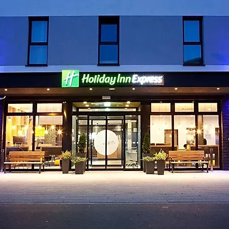 Otel Express Frankfurt Airport - By Ihg 3*