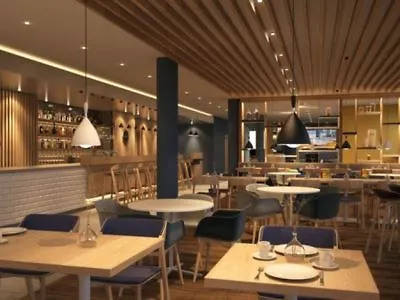 Express Frankfurt Airport - By Ihg