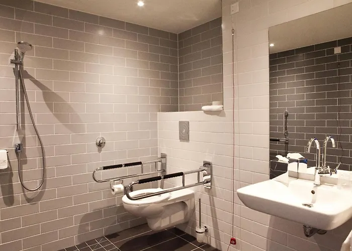 فندق Express Frankfurt Airport - By Ihg رونهيم