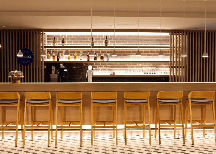 Express Frankfurt Airport - By Ihg فندق